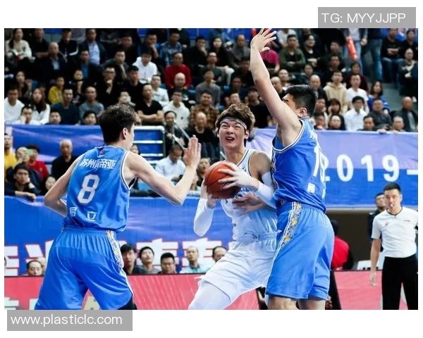 福建男篮遭遇两连败，晋级形势岌岌可危